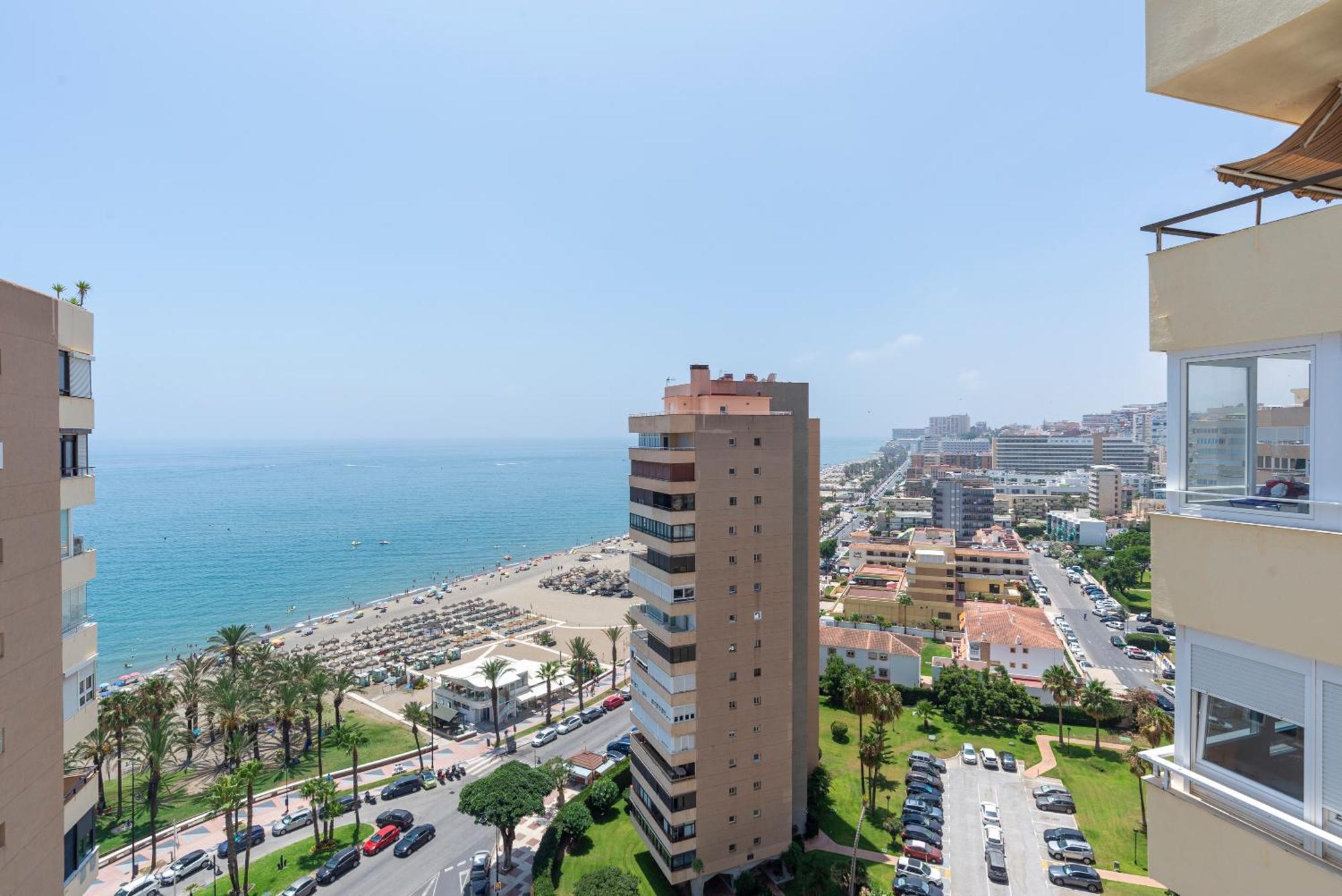 Playamar Waterfront Exclusive Apartment And Views Tower 2 Fl 14 Torremolinos Exteriör bild