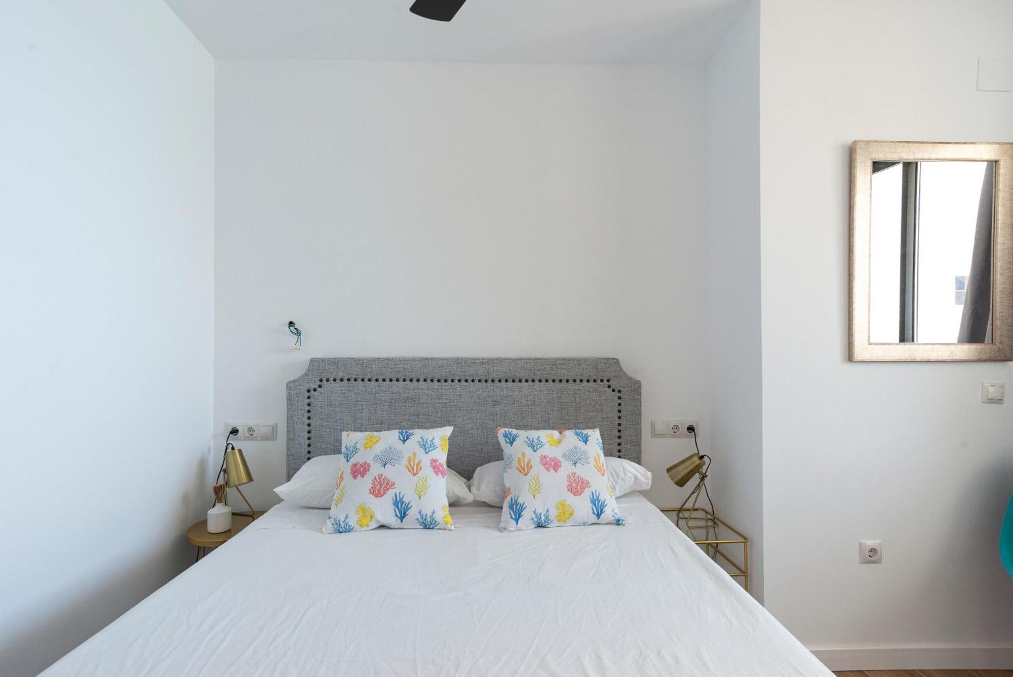 Playamar Waterfront Exclusive Apartment And Views Tower 2 Fl 14 Torremolinos Exteriör bild