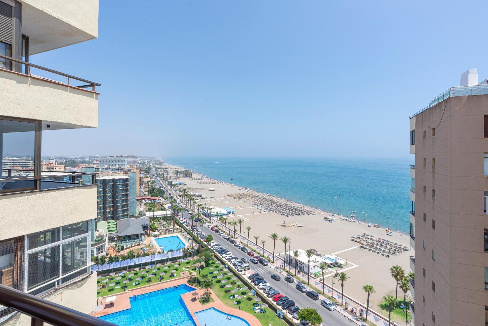 Playamar Waterfront Exclusive Apartment And Views Tower 2 Fl 14 Torremolinos Exteriör bild