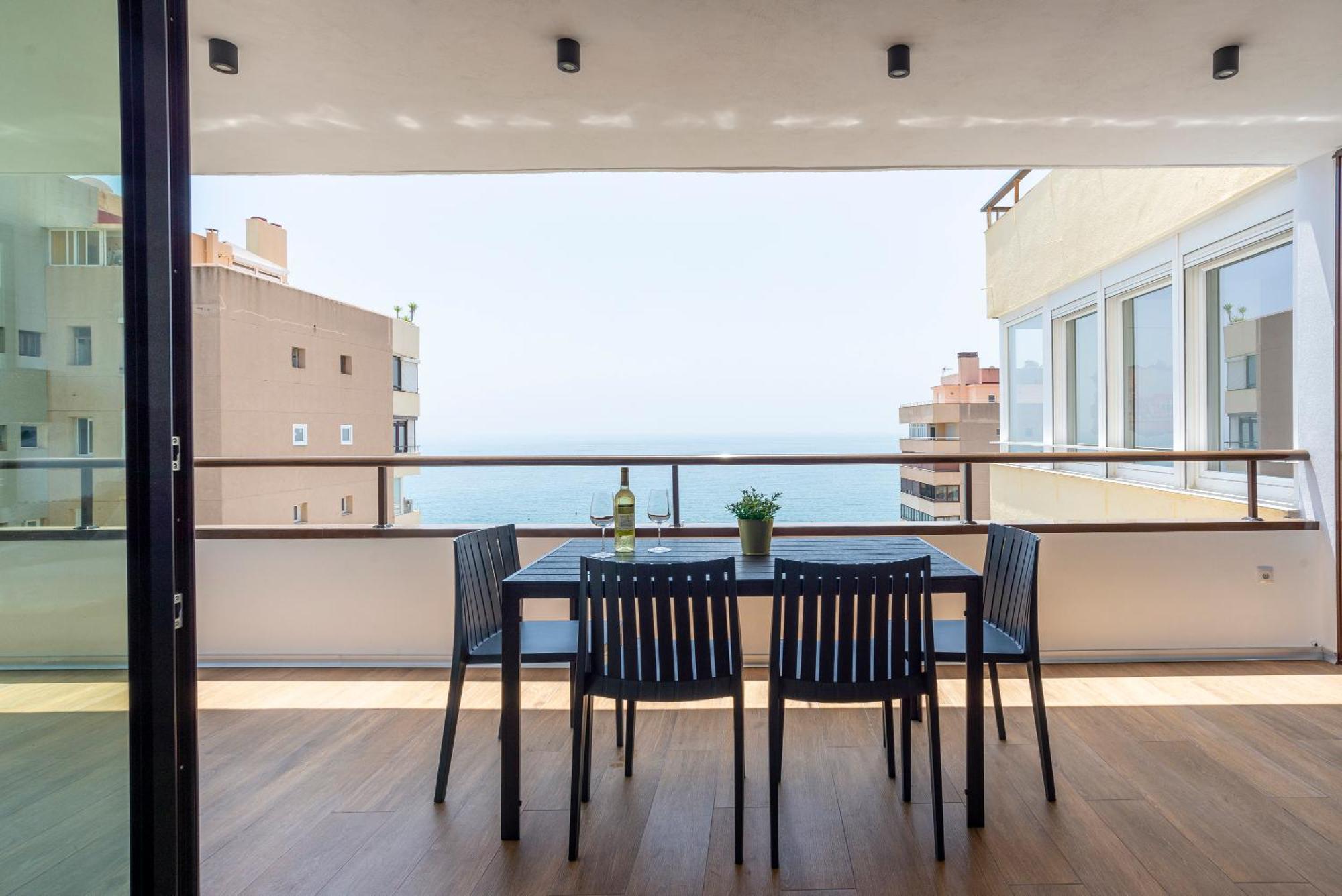 Playamar Waterfront Exclusive Apartment And Views Tower 2 Fl 14 Torremolinos Exteriör bild