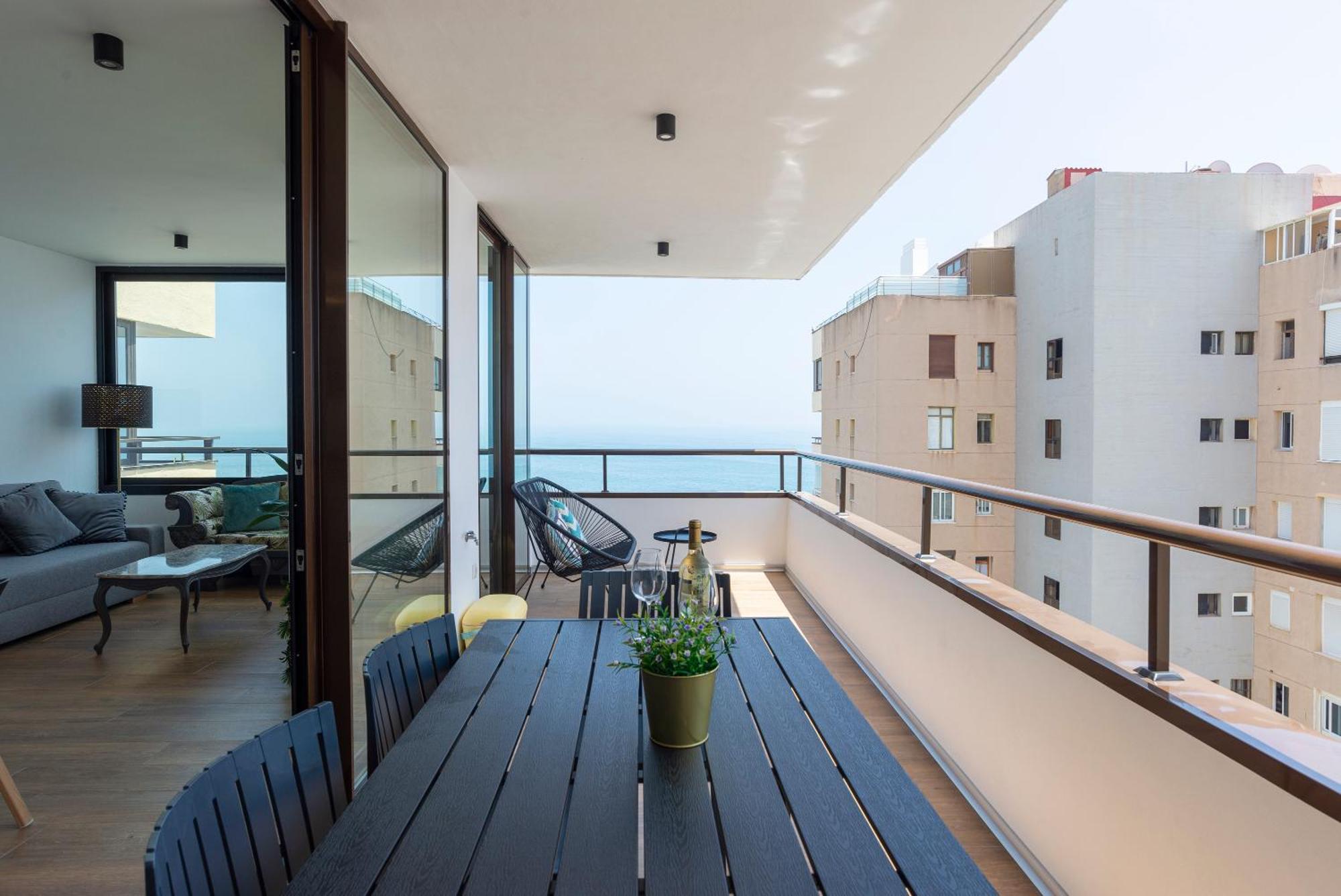 Playamar Waterfront Exclusive Apartment And Views Tower 2 Fl 14 Torremolinos Exteriör bild