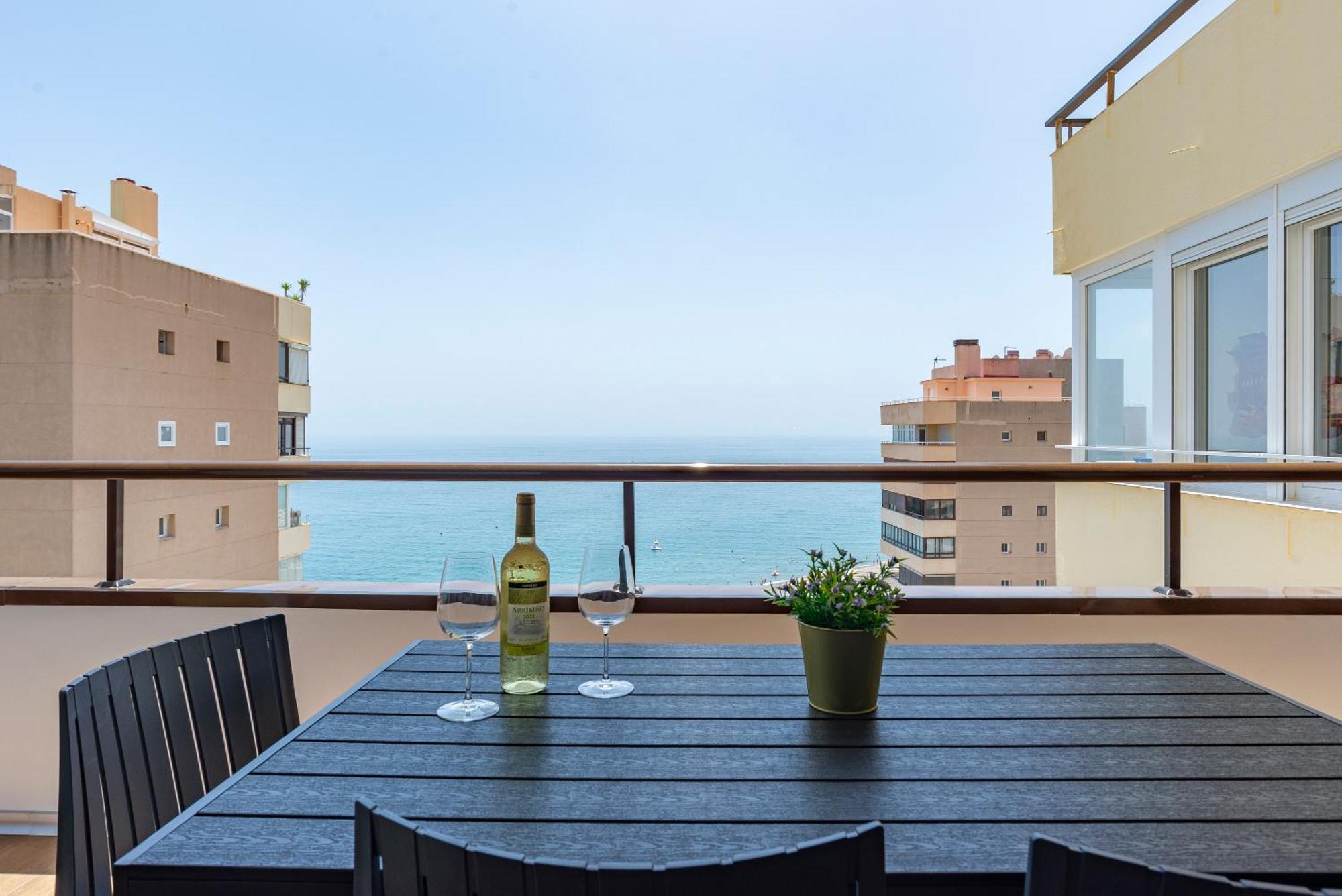 Playamar Waterfront Exclusive Apartment And Views Tower 2 Fl 14 Torremolinos Exteriör bild