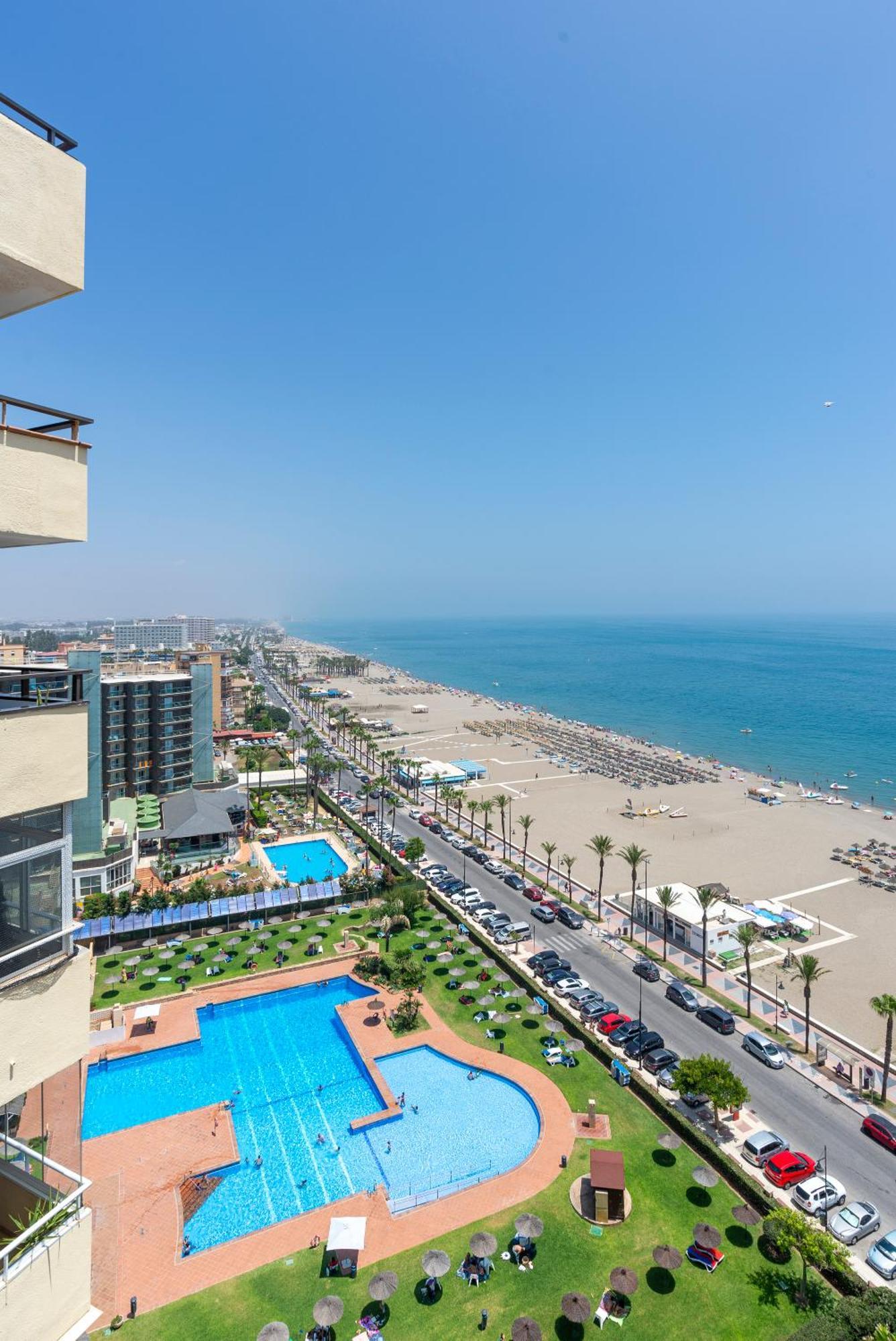 Playamar Waterfront Exclusive Apartment And Views Tower 2 Fl 14 Torremolinos Exteriör bild