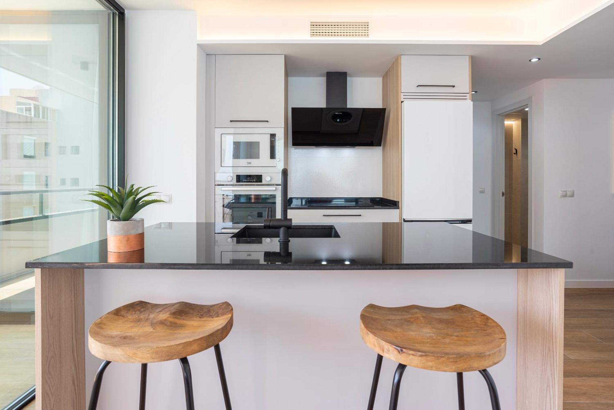 Playamar Waterfront Exclusive Apartment And Views Tower 2 Fl 14 Torremolinos Exteriör bild